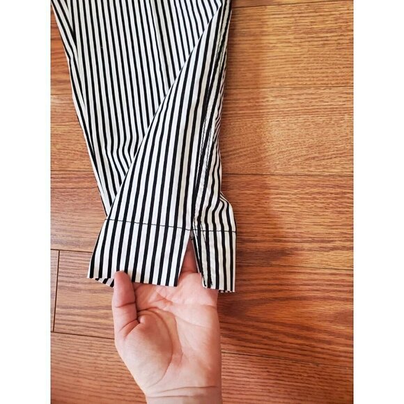 Chico Pants Cropped Women's‎ Size 6 (Chico 0.5) Black White Striped Lightweight - Picture 2 of 16